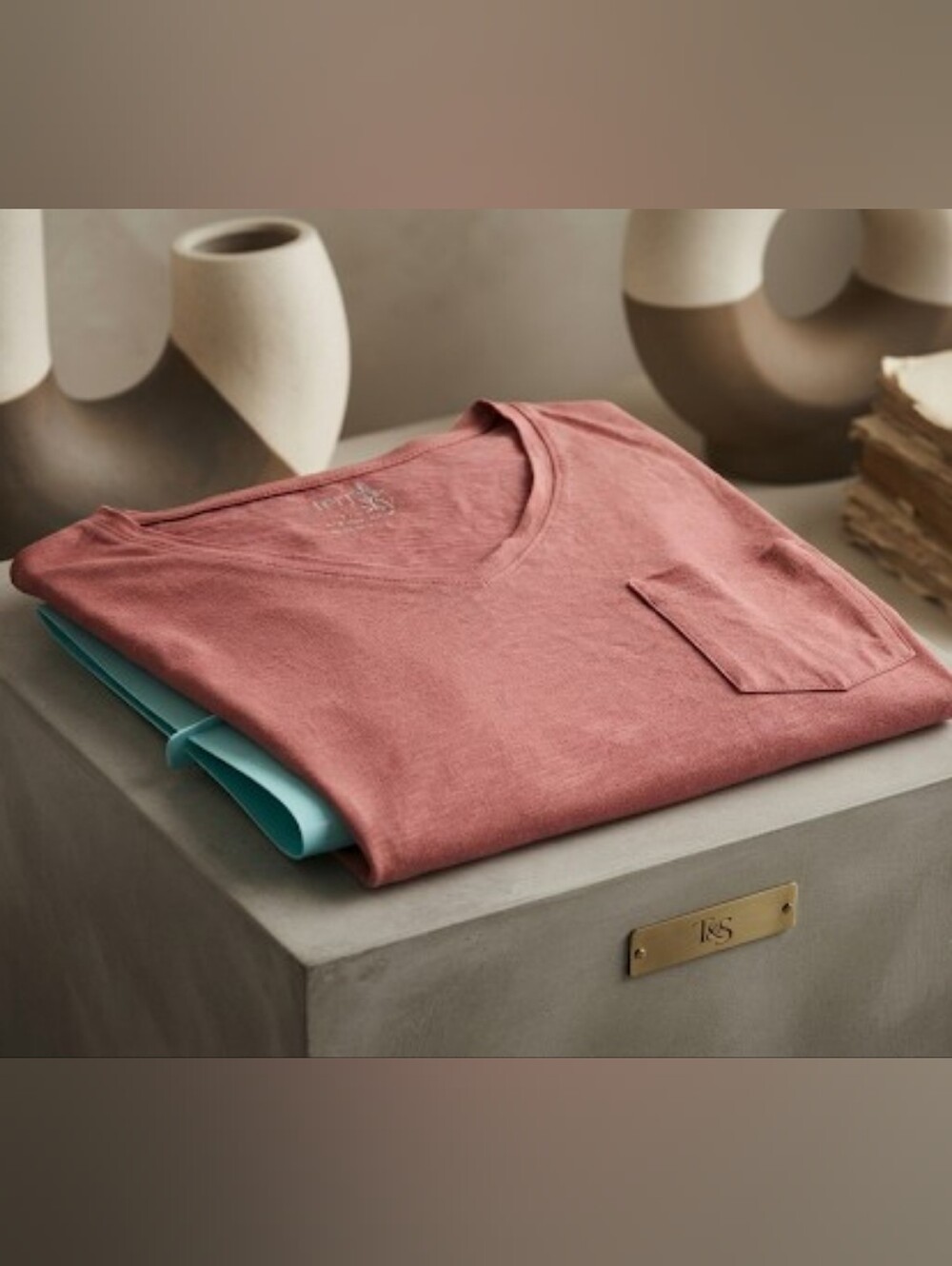 Terra & Sky Women's Short-Sleeve Pocket Tee in Dusty Rose